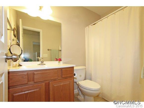 102 Village Street - Photo 14
