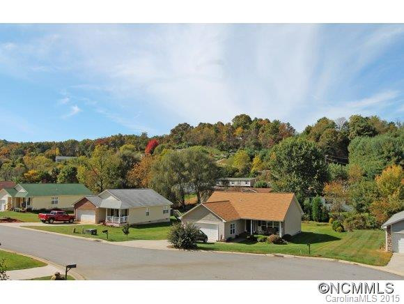 102 Village Street - Photo 3