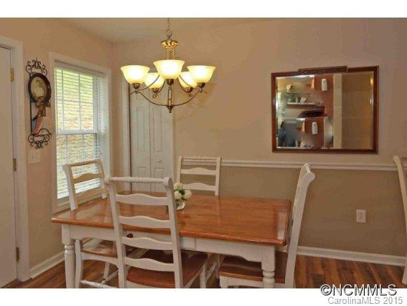 102 Village Street - Photo 8