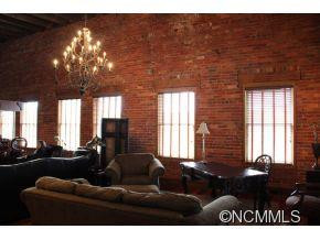 28 West Main Street - Photo 7