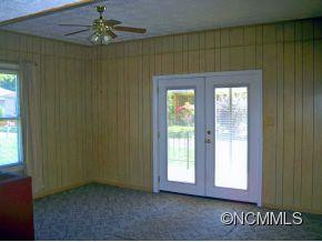 141 Edwards Avenue - Photo 4