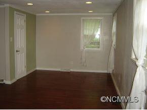 11 Forsythia Lane - Photo 4