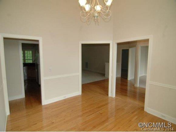 10 CARROLL'S PLACE - Photo 3