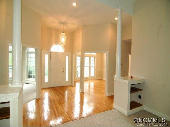 10 CARROLL'S PLACE - Photo 5
