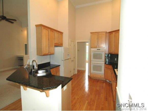 10 CARROLL'S PLACE - Photo 9