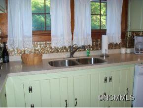 373 Savannah Drive - Photo 8