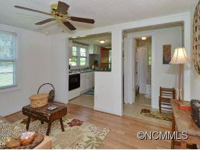 19 PACE STREET - Photo 4