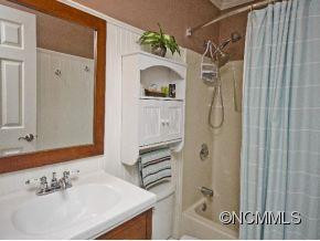  - Photo 16