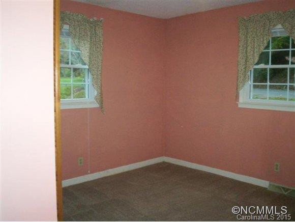 211 Kings Creek Road - Photo 8