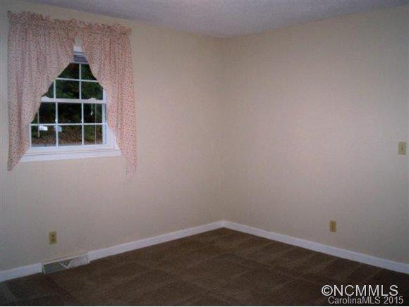 211 Kings Creek Road - Photo 9