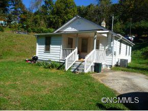 2 STRATFORD DRIVE - Photo 2