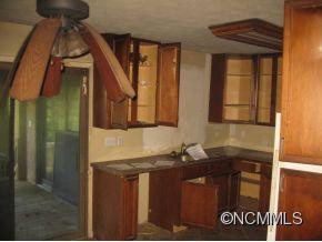  - Photo 5