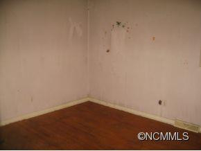  - Photo 7