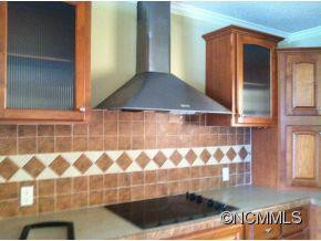 616 Lisenbee Road - Photo 2
