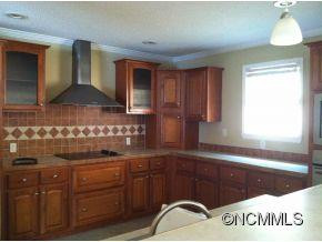 616 Lisenbee Road - Photo 3