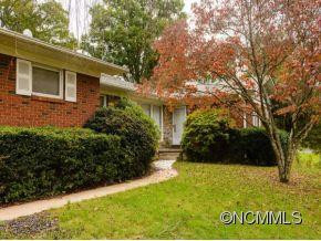 1 EAST ROLLING ACRES - Photo 2