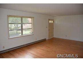 246 Kenilworth - Photo 2