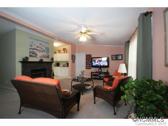 27 Woodscape Drive - Photo 3