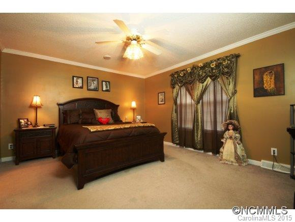 27 Woodscape Drive - Photo 6