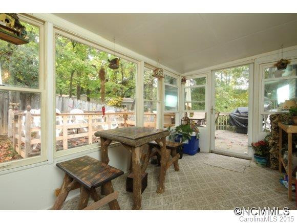 27 Woodscape Drive - Photo 8