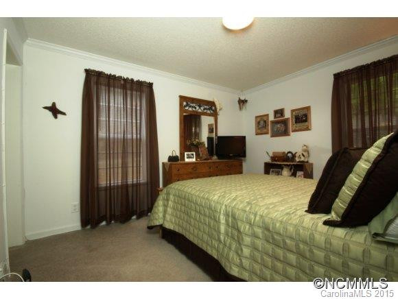 27 Woodscape Drive - Photo 10