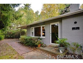 19 Maplewood Rd - Photo 2