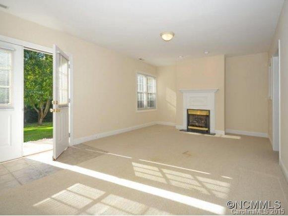 10 MANNINGFIELD DR - Photo 13