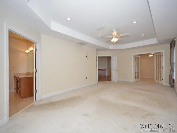 10 MANNINGFIELD DR - Photo 17