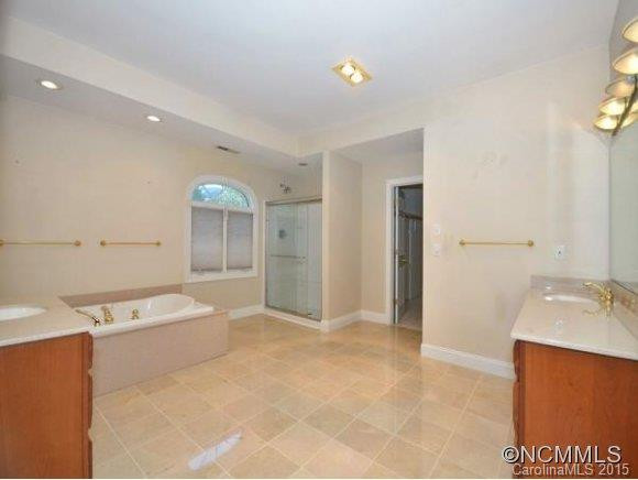 10 MANNINGFIELD DR - Photo 18