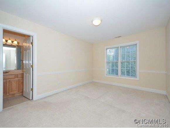 10 MANNINGFIELD DR - Photo 20