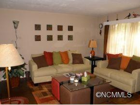 302 Fairfax Ave - Photo 6