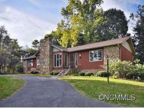 399 LAKESHORE DRIVE