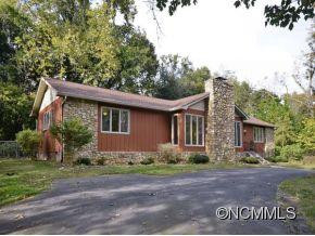 399 LAKESHORE DRIVE - Photo 2