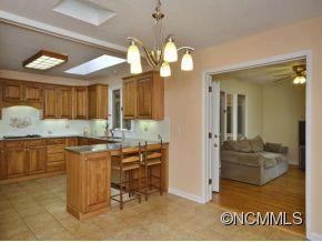 399 LAKESHORE DRIVE - Photo 6
