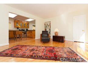 183 South Delano - Photo 4