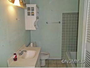 2810 Greenville Highway - Photo 9