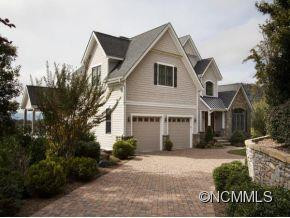 92 CRESTRIDGE DR