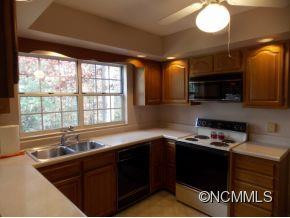 7 Bay Hill Court - Photo 16