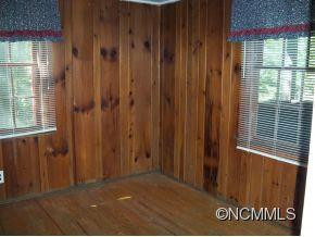 1301 Markham Road - Photo 13