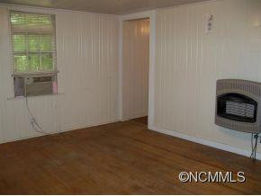 1301 Markham Road - Photo 8