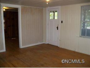 1301 Markham Road - Photo 9