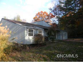 33 Twin Hills Drive - Photo 9