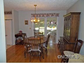 309 Wayside Lane - Photo 4