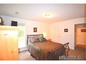 440 Meadowlark Lane - Photo 17