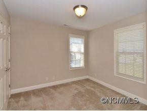 22 FLORIAN LANE - Photo 2