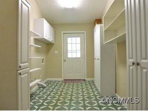 611 FOX RUN ROAD - Photo 3