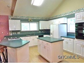 611 FOX RUN ROAD - Photo 7