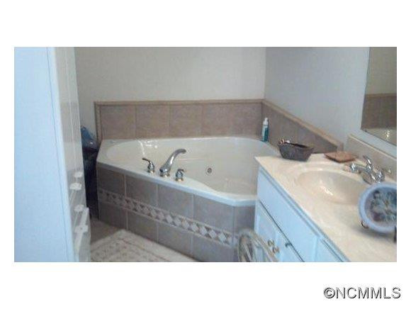 23A Bear Cliff Village Dr - Photo 13