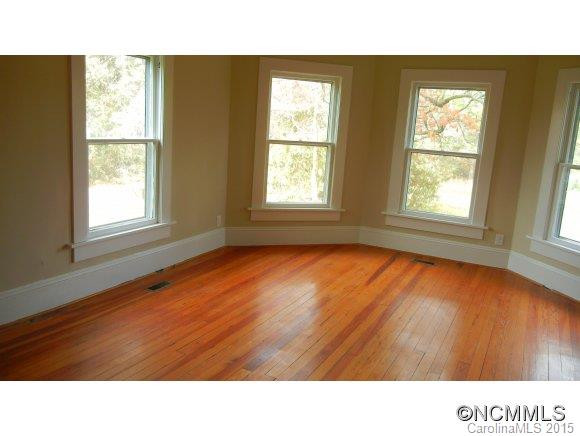 1005 White Pine Drive - Photo 8
