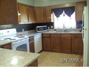 341 Britton Creek Drive - Photo 3